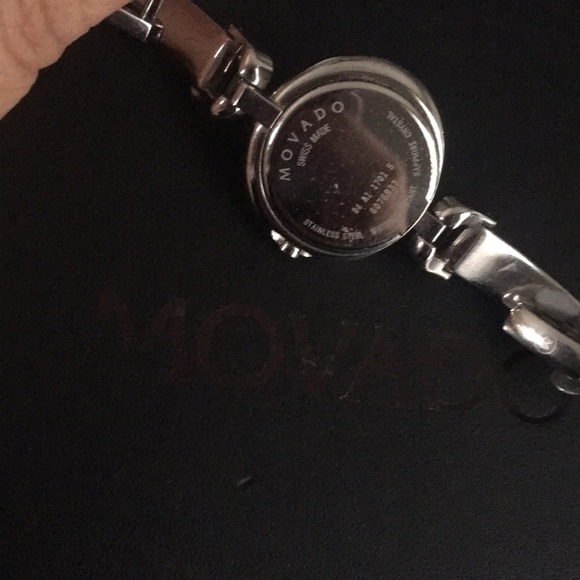 MOVADO Diamond two-tone, petite 26mm - Picture 4 of 11